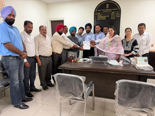 UltraTech Bathinda Settlements to Deliver Rs 3.36 Crore Benefits to 217 Workers